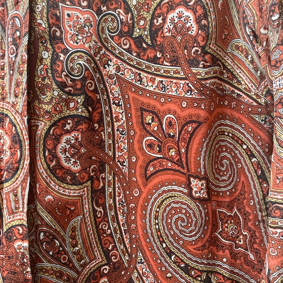 Pure silk! Massimo Dutti - Knee length shift dress, covered placket buttons. - Picture 2 of 5